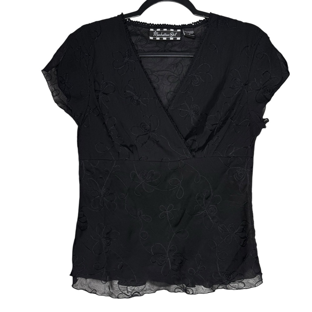 Manhattan Girl Blouse Sz Medium Black Floral Sheer embroidered Short Sleeve Y2K